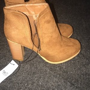 Ankle boots